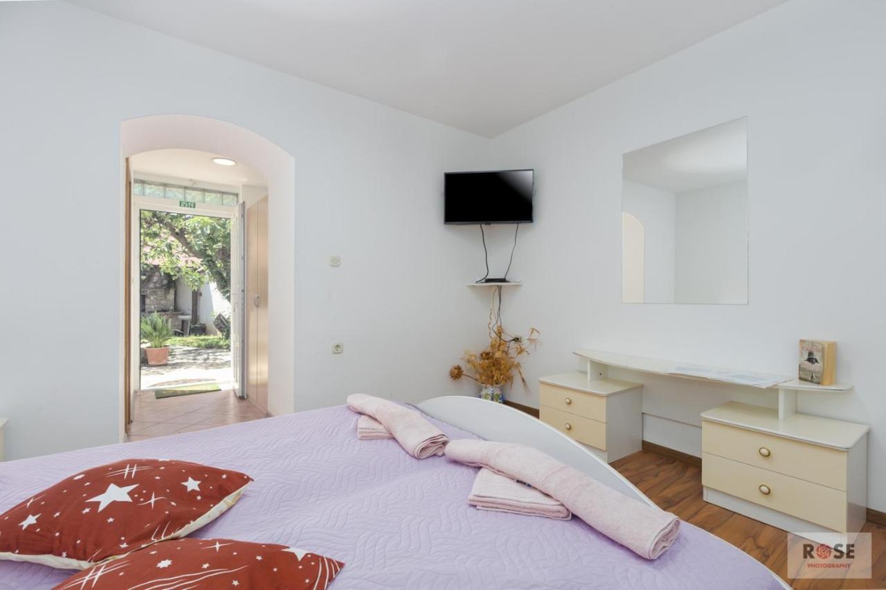 Apartment Laureta 포레치 외부 사진