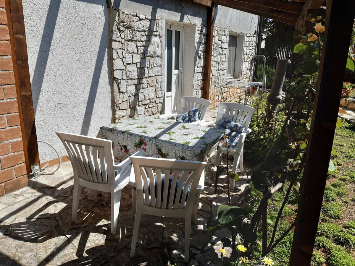 Apartment Laureta 포레치 외부 사진